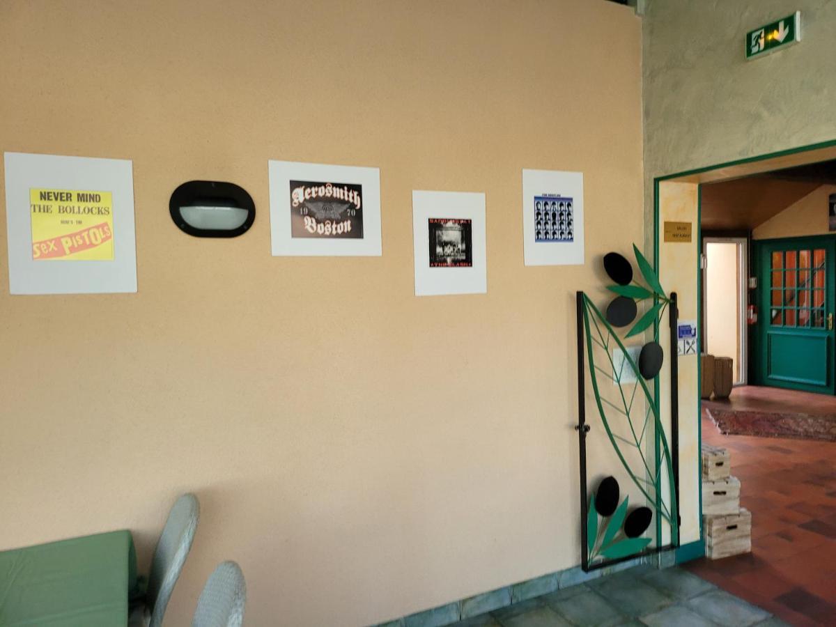L'Auberge De L'Olive Dompierre-sur-Besbre Exteriér fotografie