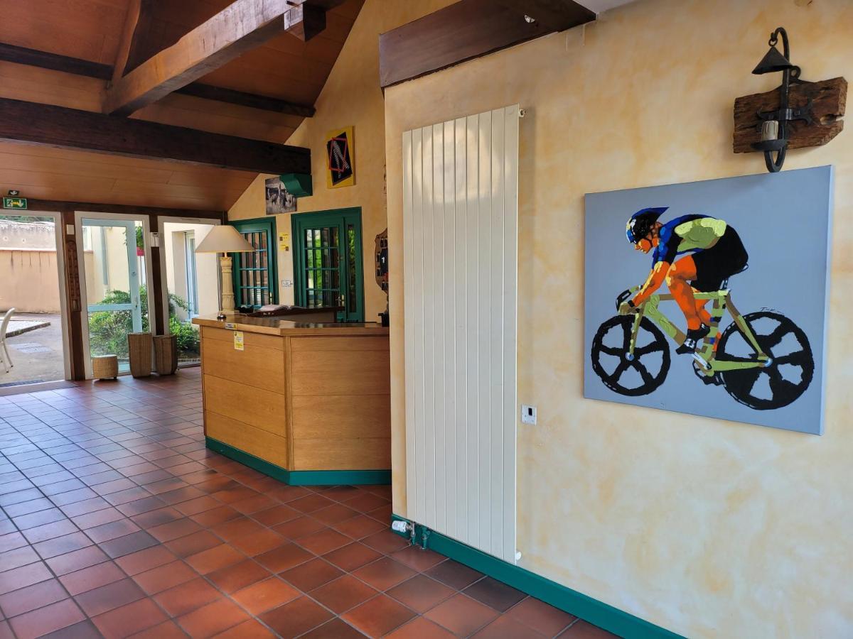 L'Auberge De L'Olive Dompierre-sur-Besbre Exteriér fotografie