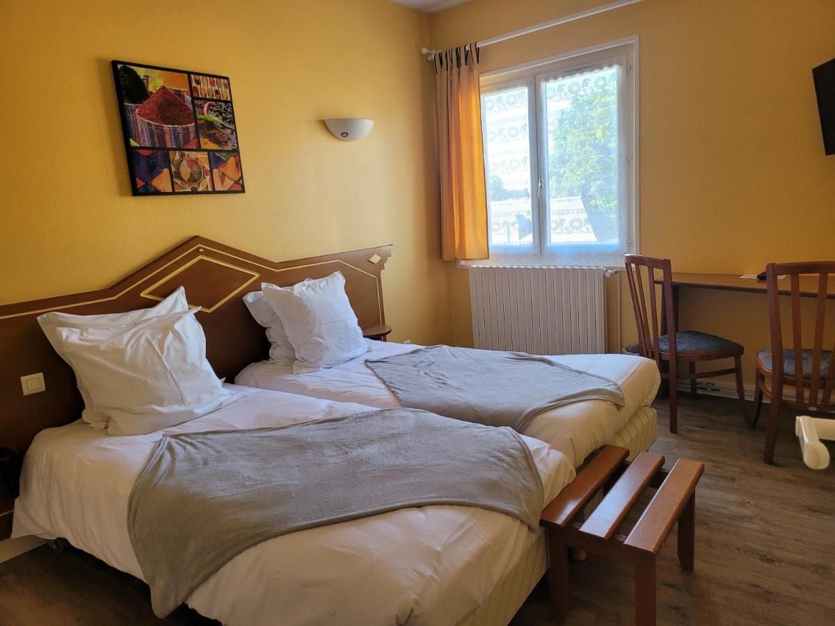 L'Auberge De L'Olive Dompierre-sur-Besbre Exteriér fotografie