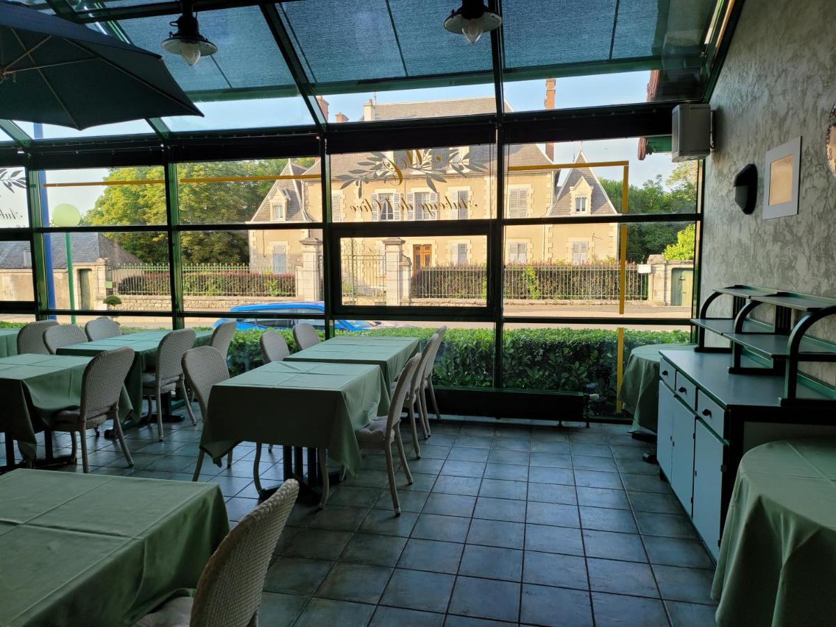 L'Auberge De L'Olive Dompierre-sur-Besbre Exteriér fotografie